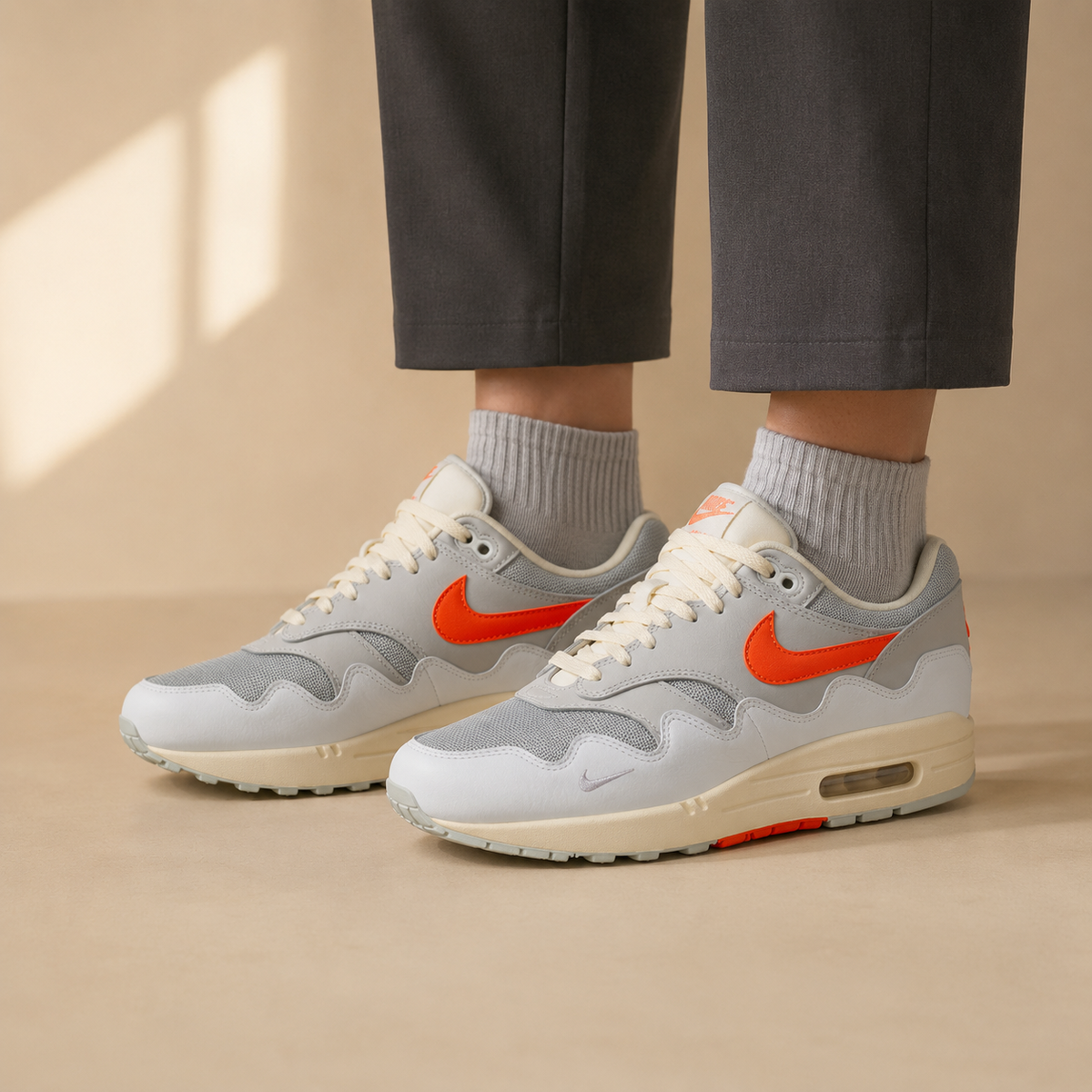 Nike Air Max 1 Patta Waves White Hyper Crimson - vista 4